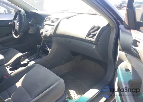 2005 Honda Accord 2.4 Lx z USA, uszkodzony, nr VIN 3HGCM56455G702523